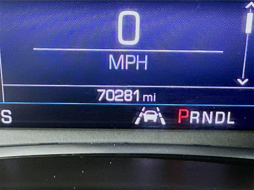 used 2022 Chevrolet Equinox car, priced at $13,900