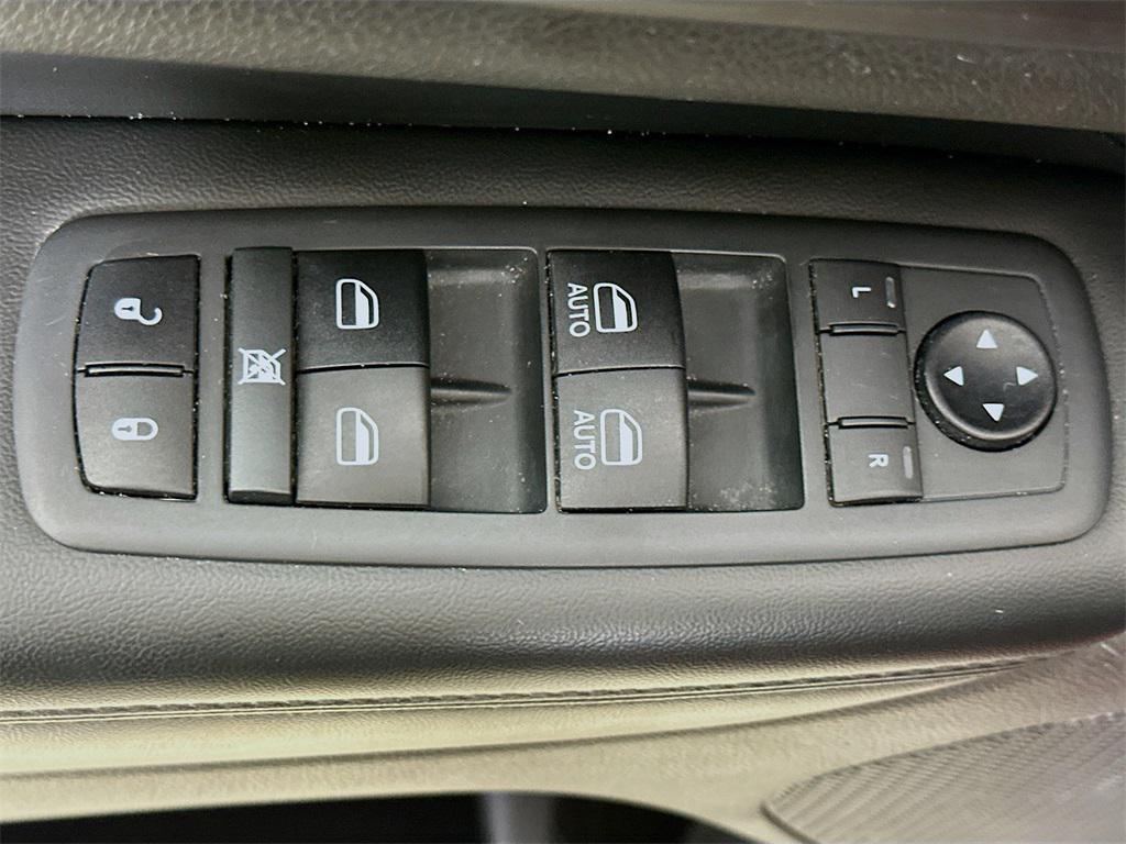 used 2020 Jeep Grand Cherokee car, priced at $13,900