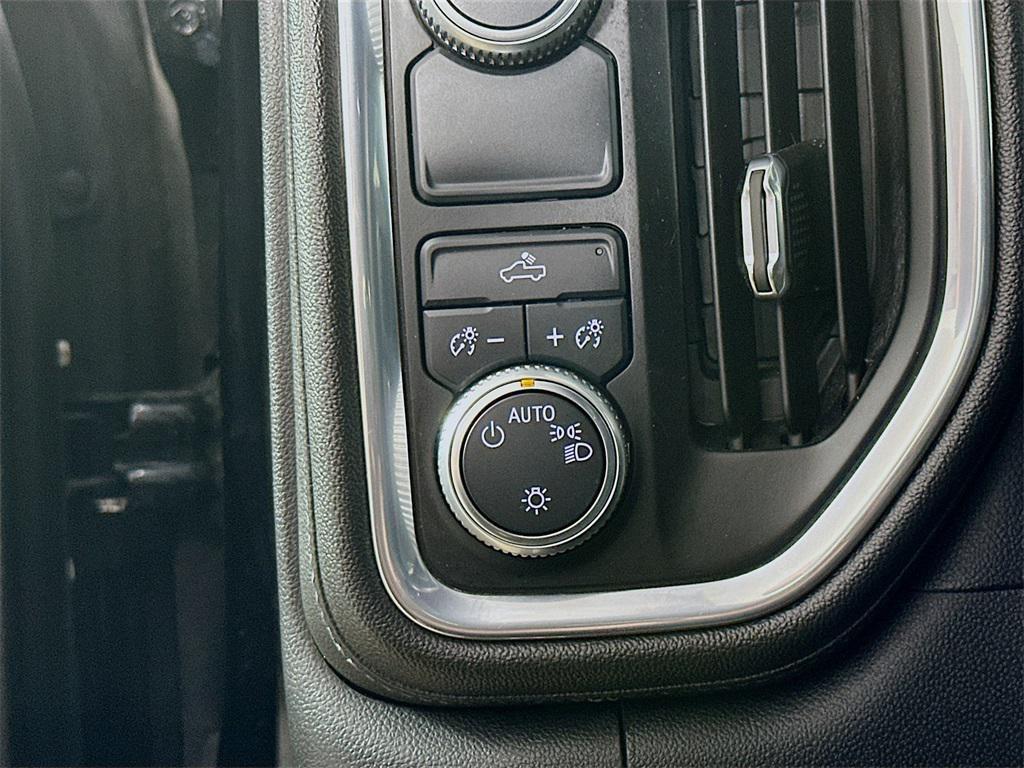 used 2020 GMC Sierra 1500 car, priced at $22,900