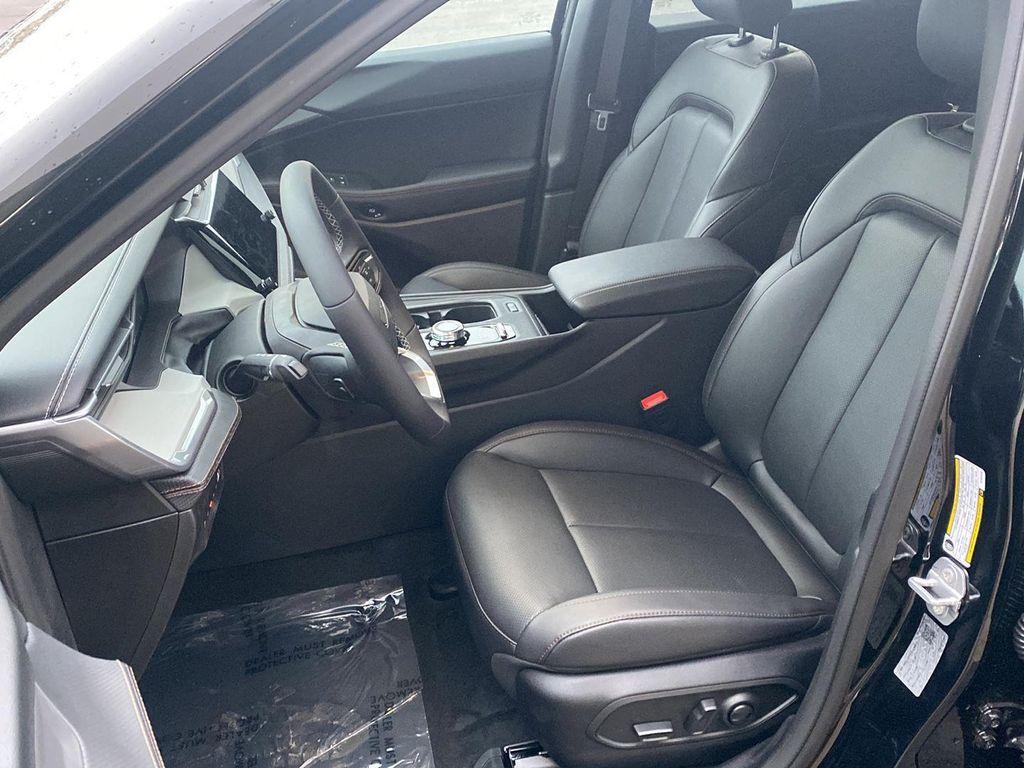 new 2026 Jeep Cherokee car, priced at $42,903