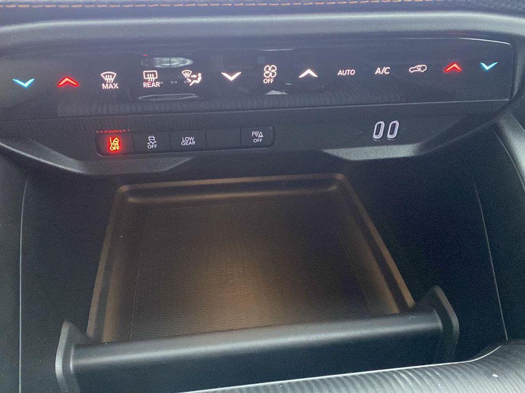 new 2026 Jeep Cherokee car, priced at $42,903