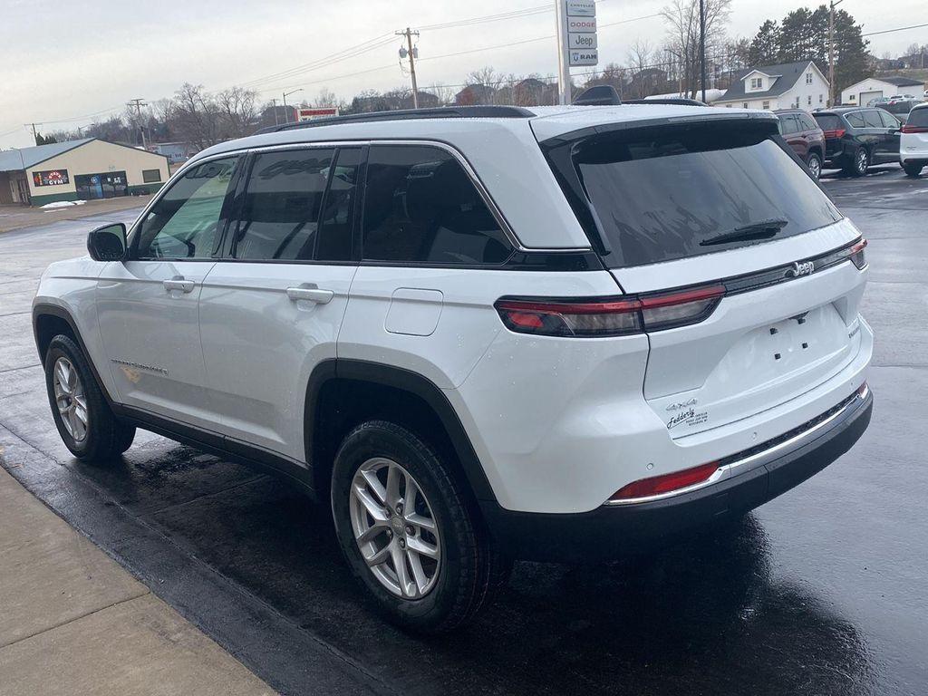 new 2025 Jeep Grand Cherokee car, priced at $44,353