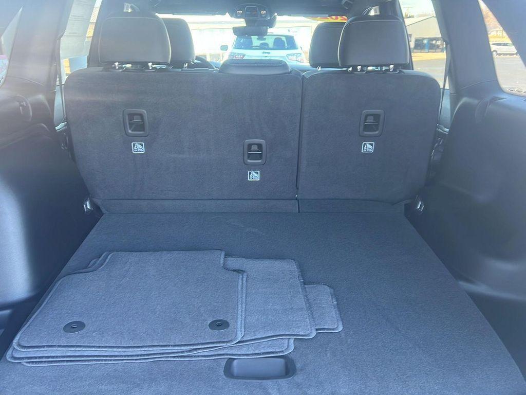 new 2025 Jeep Grand Cherokee car, priced at $52,968