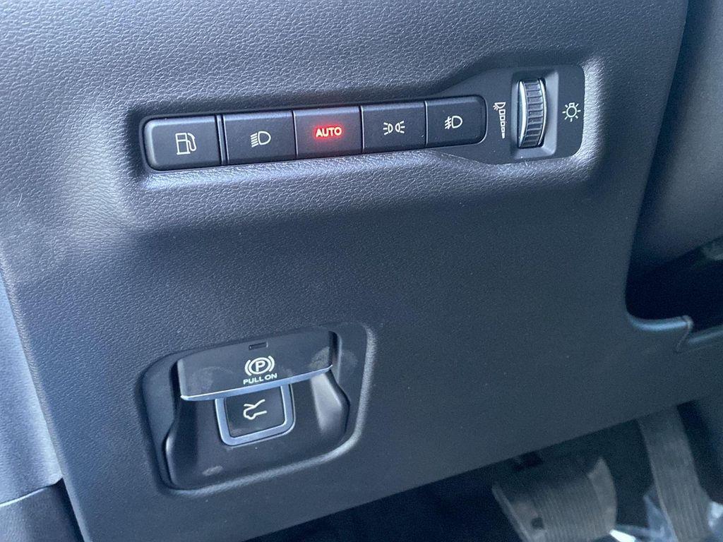 new 2026 Jeep Cherokee car, priced at $39,485