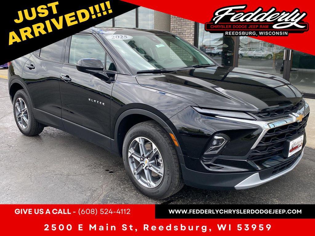 used 2025 Chevrolet Blazer car, priced at $29,995
