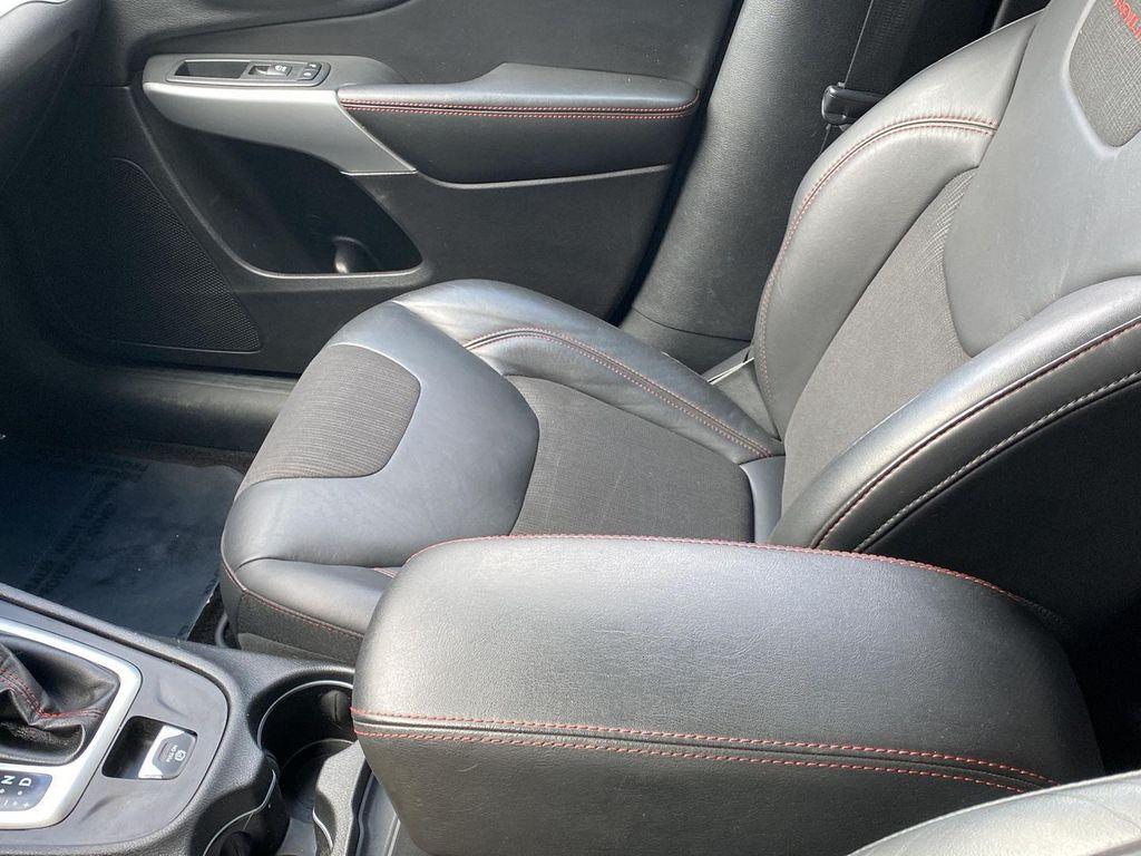 used 2018 Jeep Cherokee car, priced at $13,595