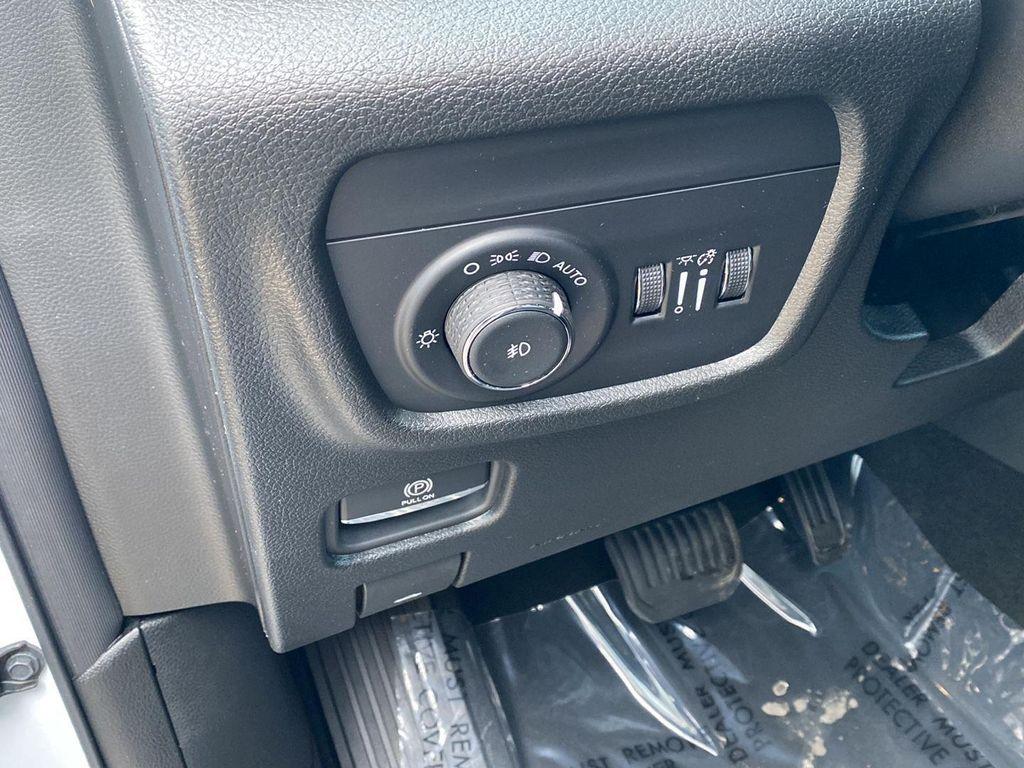 used 2025 Jeep Grand Cherokee L car, priced at $41,995