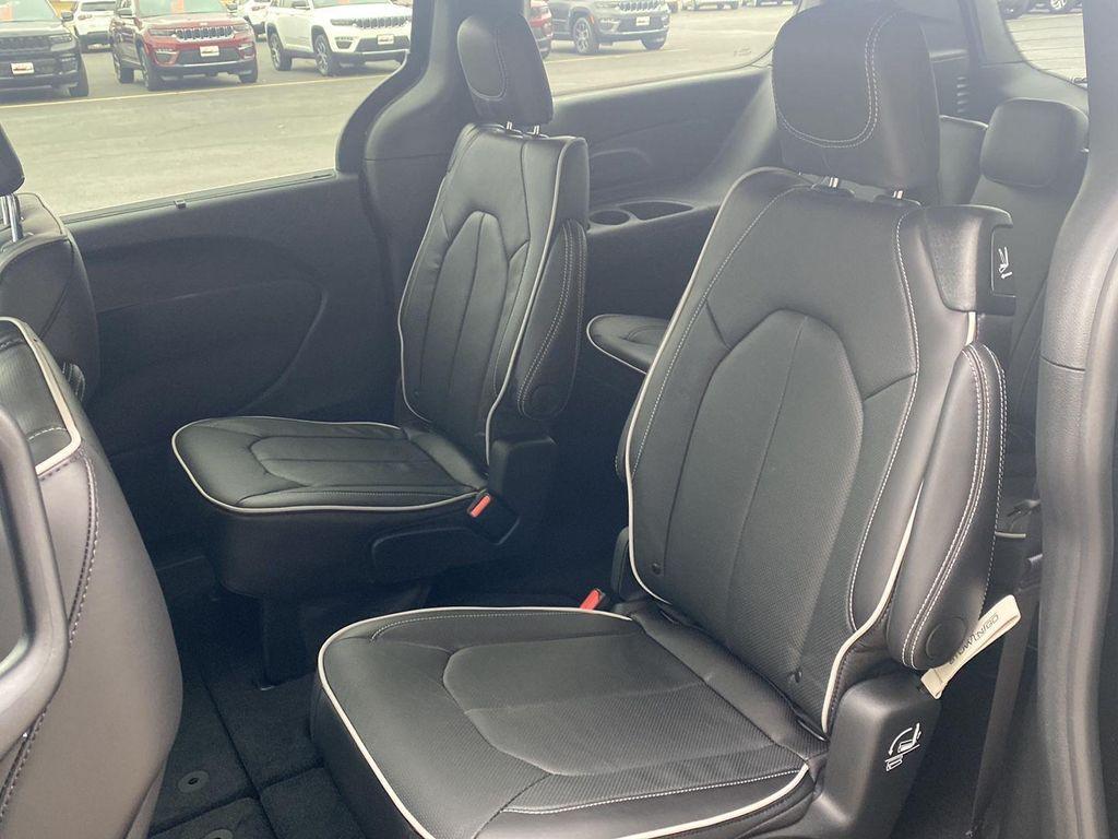 new 2026 Chrysler Pacifica car, priced at $51,096