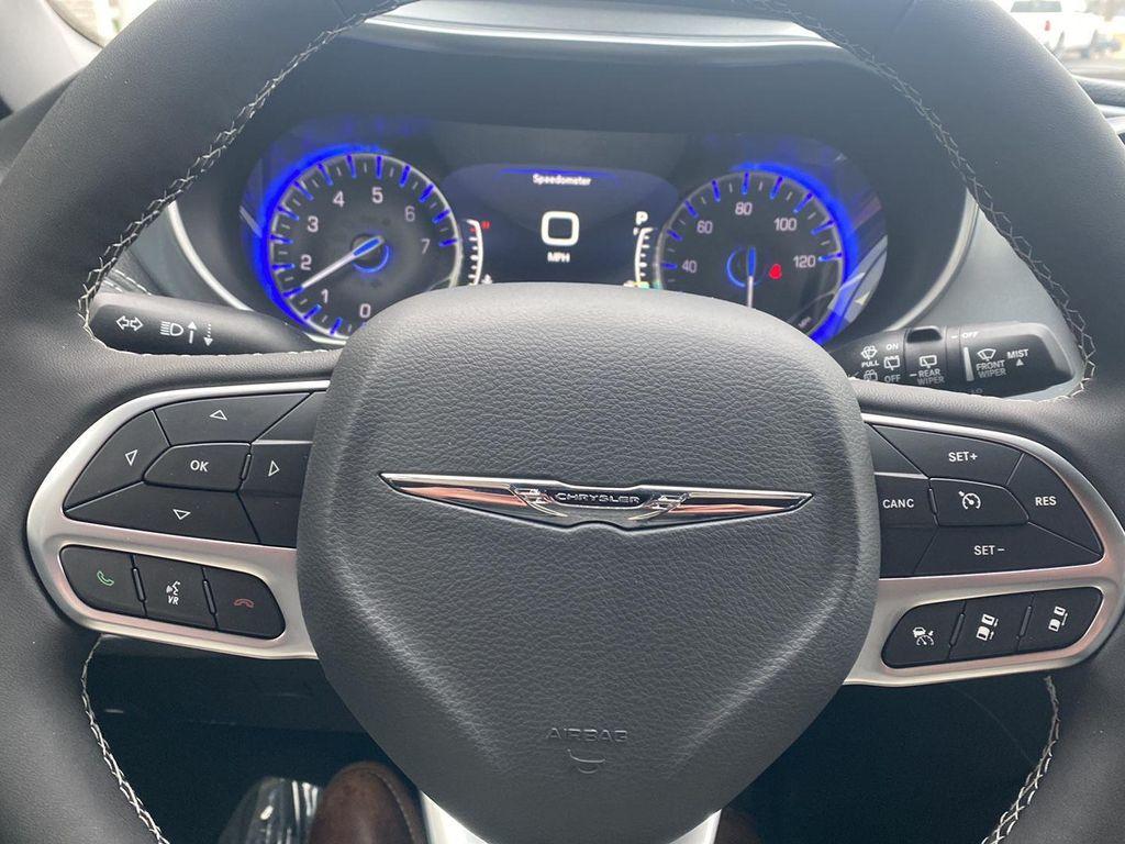 new 2026 Chrysler Pacifica car, priced at $51,096