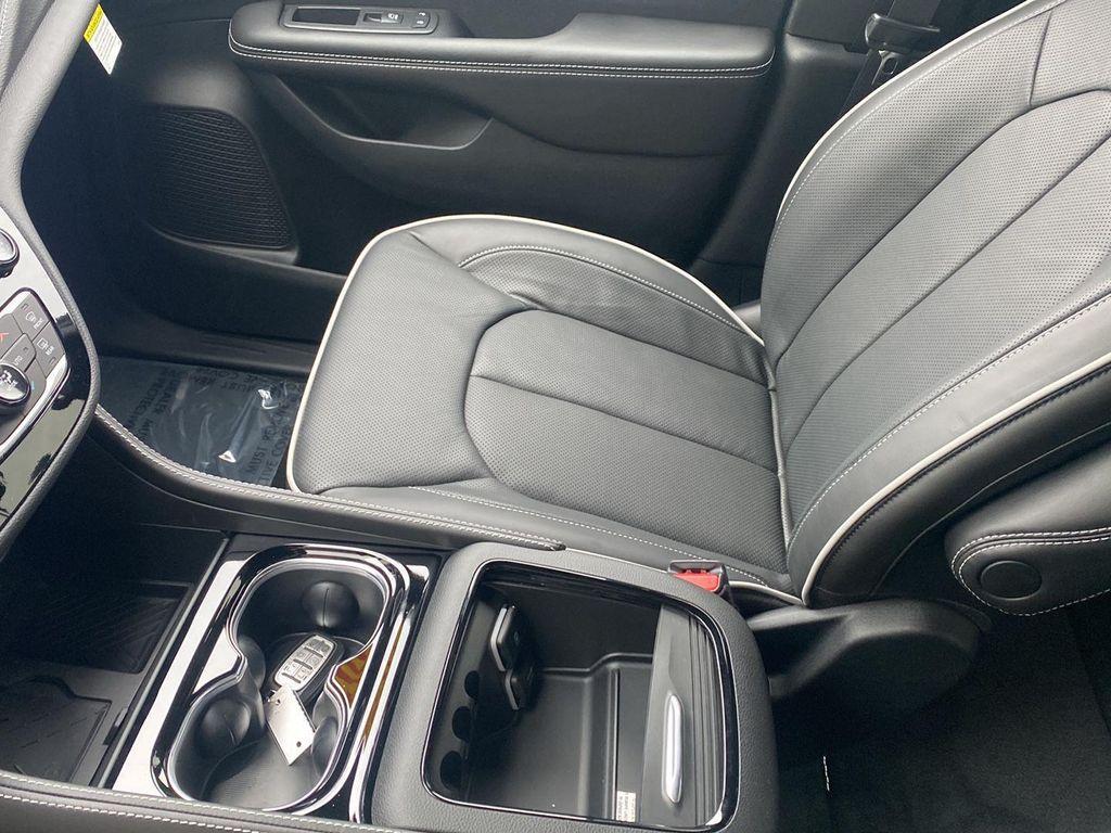 new 2026 Chrysler Pacifica car, priced at $51,096