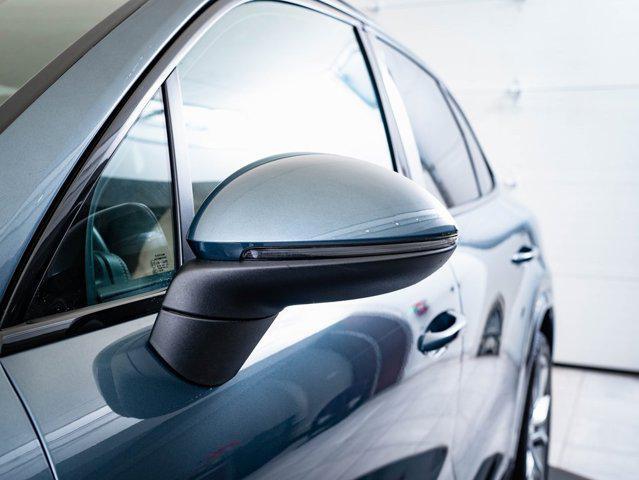 used 2019 Porsche Cayenne car, priced at $41,398