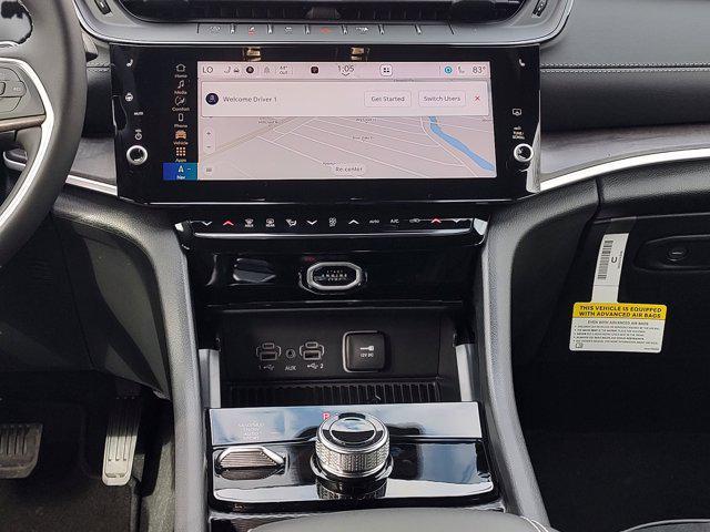 new 2026 Jeep Grand Cherokee car, priced at $41,495