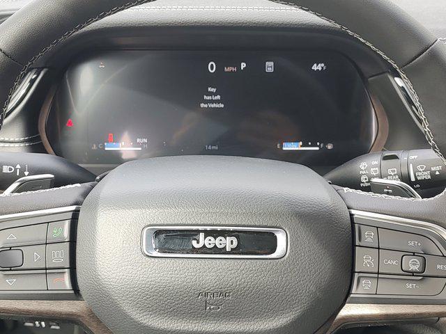 new 2026 Jeep Grand Cherokee car, priced at $41,495