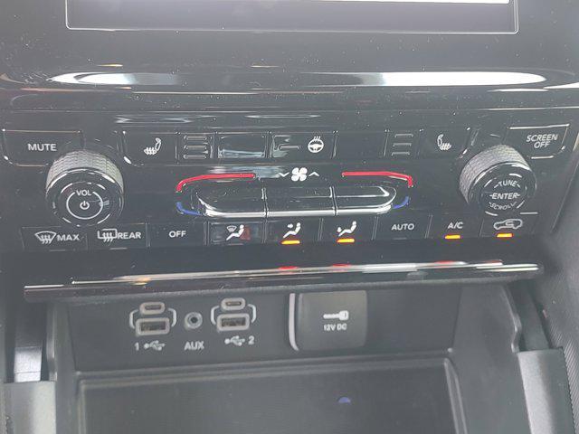 new 2025 Jeep Grand Cherokee car, priced at $37,012