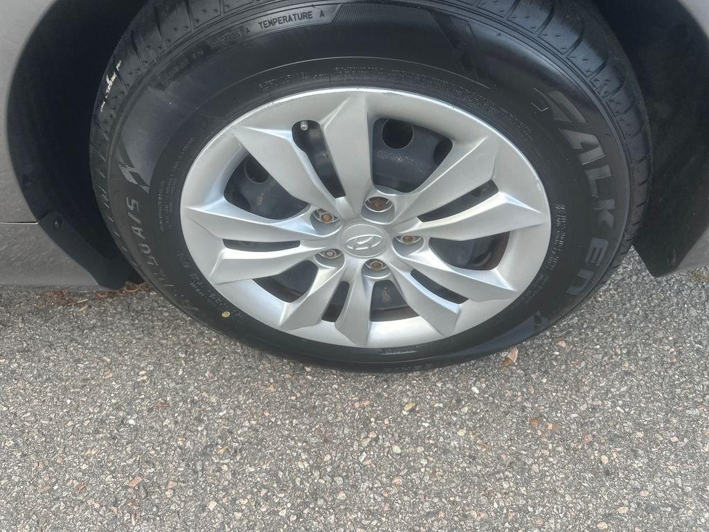 used 2011 Hyundai Sonata car, priced at $5,592