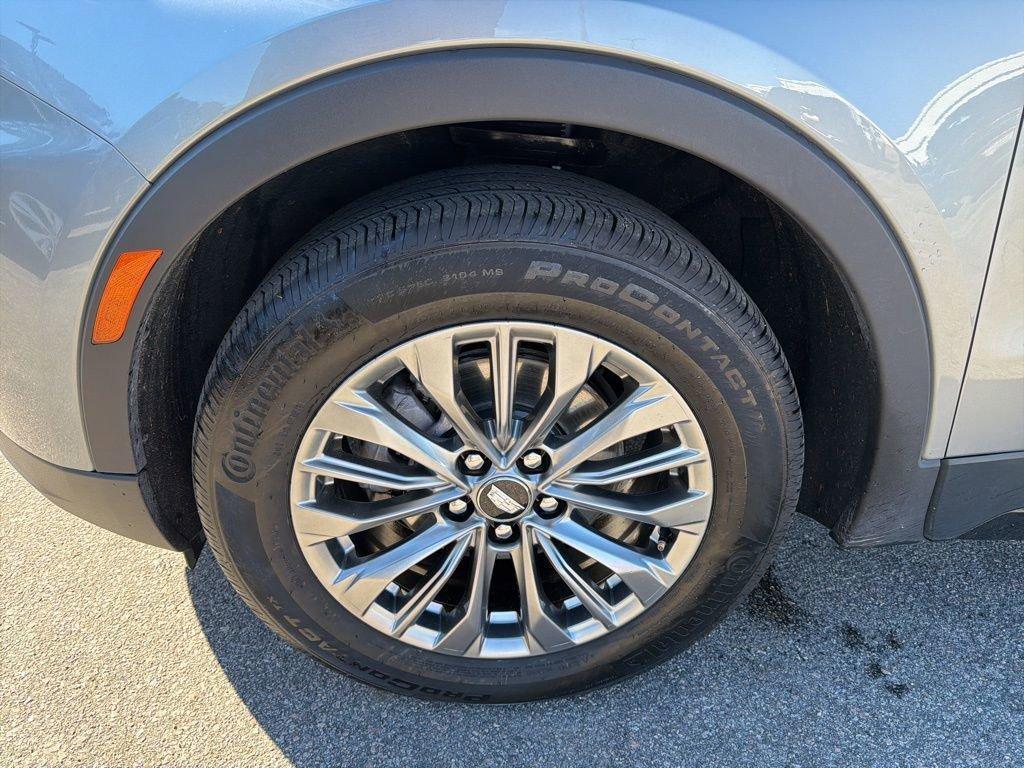 used 2025 Cadillac XT4 car, priced at $31,485