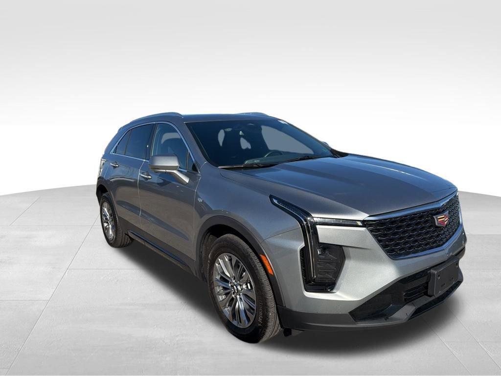 used 2025 Cadillac XT4 car, priced at $32,595