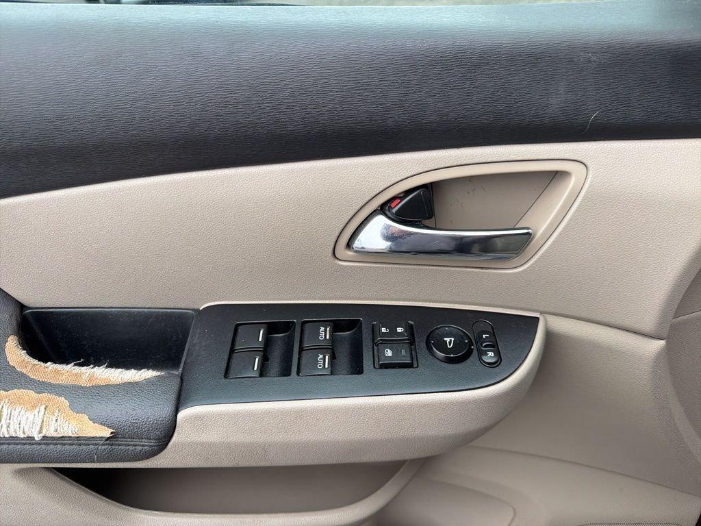 used 2015 Honda Odyssey car, priced at $10,995