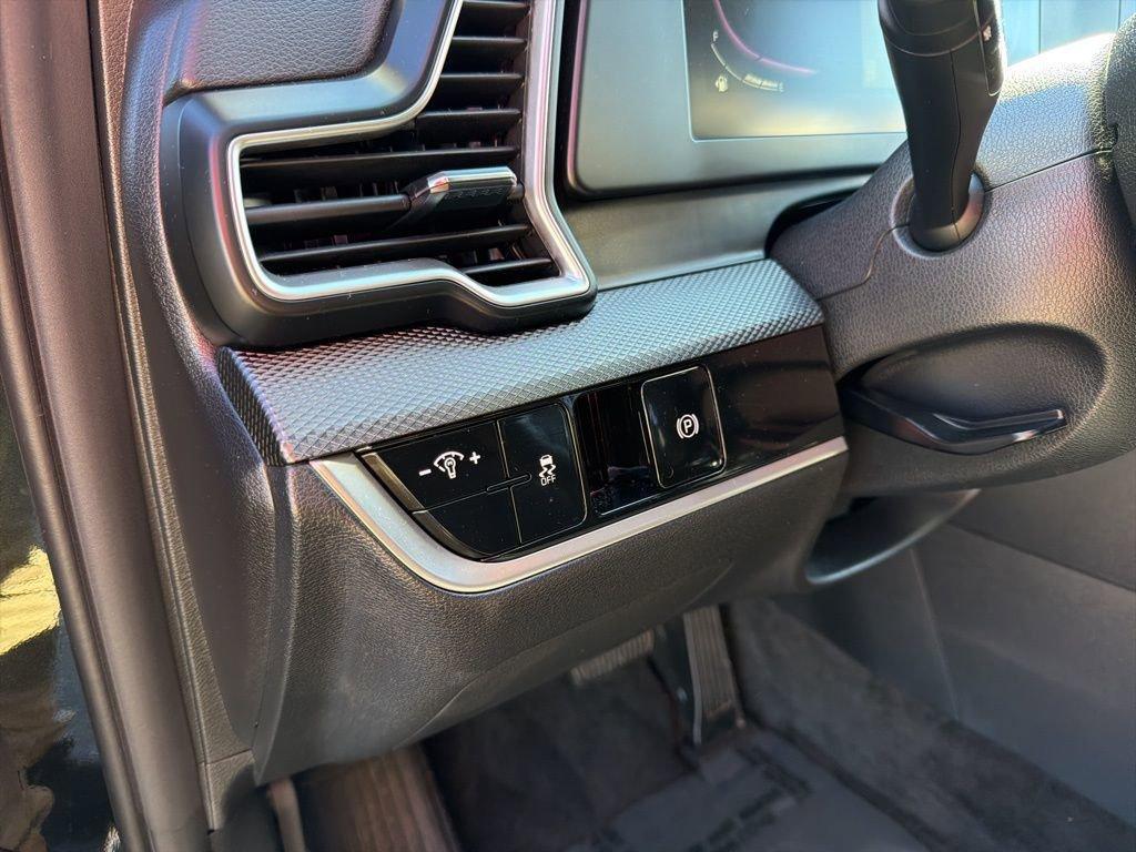 used 2024 Kia Sportage car, priced at $21,995