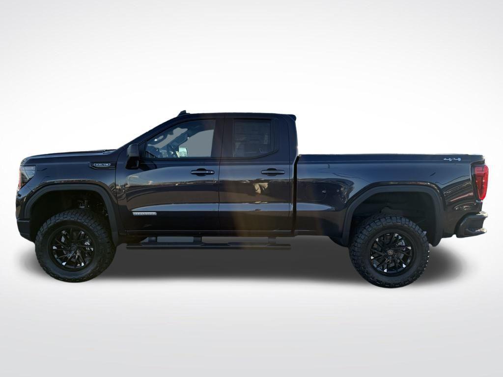 new 2025 GMC Sierra 1500 car, priced at $64,121