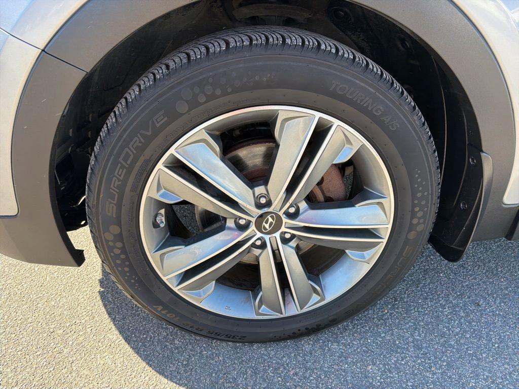 used 2016 Hyundai Santa Fe car, priced at $8,295