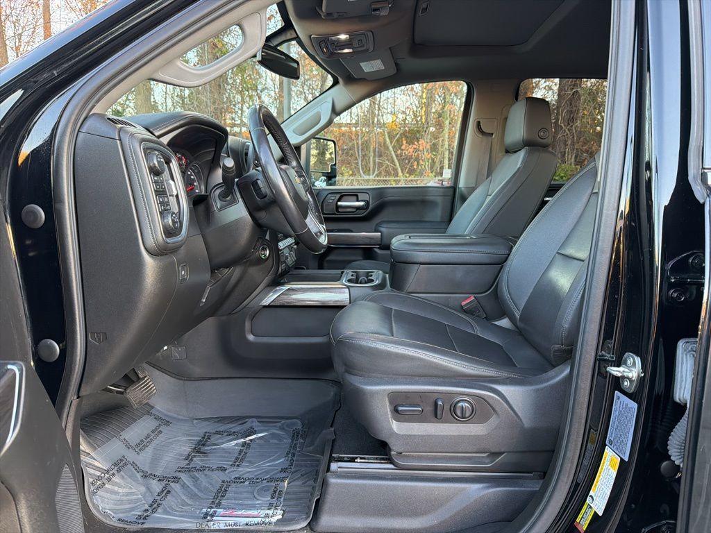 used 2021 Chevrolet Silverado 2500 car, priced at $45,995