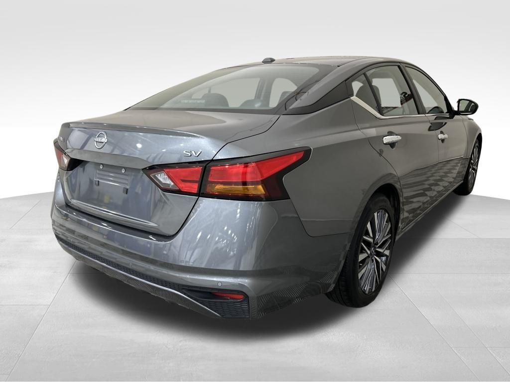used 2023 Nissan Altima car, priced at $17,799