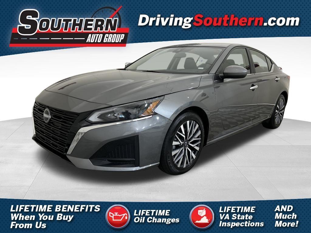 used 2023 Nissan Altima car, priced at $17,799