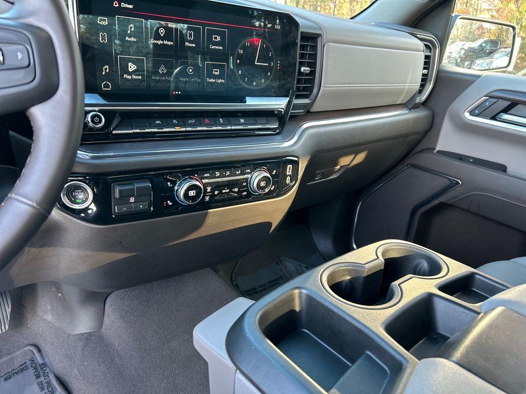 used 2025 GMC Sierra 1500 car, priced at $43,479