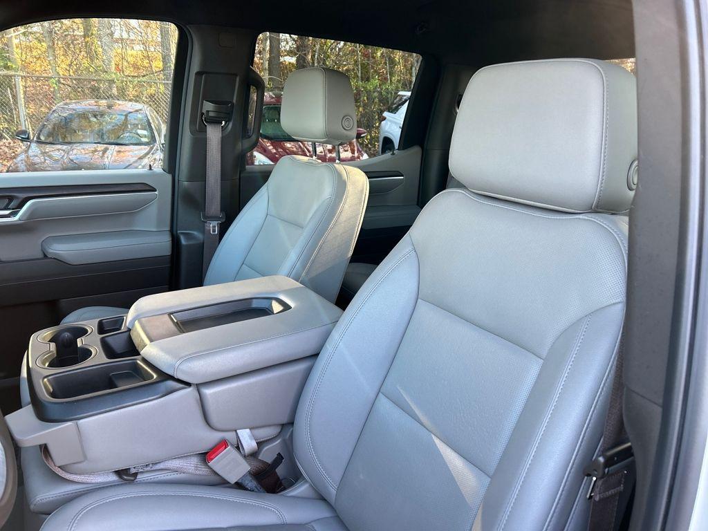 used 2025 GMC Sierra 1500 car, priced at $43,479