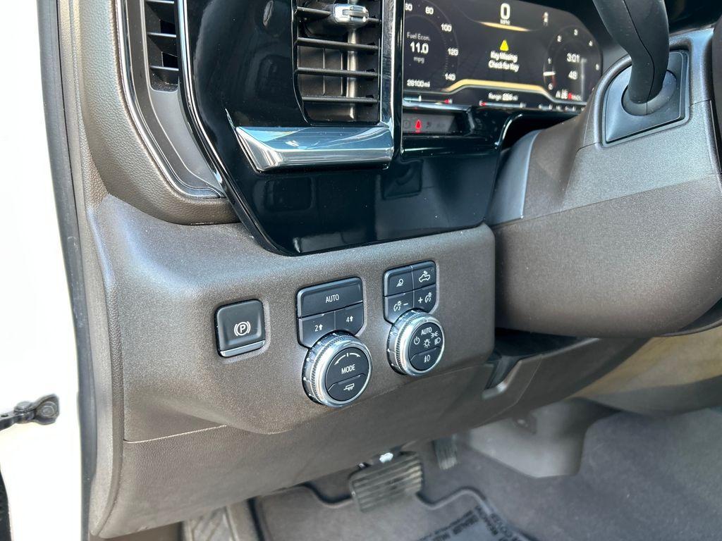 used 2025 GMC Sierra 1500 car, priced at $43,479