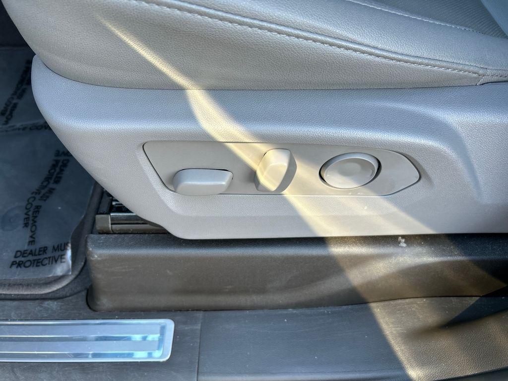 used 2025 GMC Sierra 1500 car, priced at $43,479