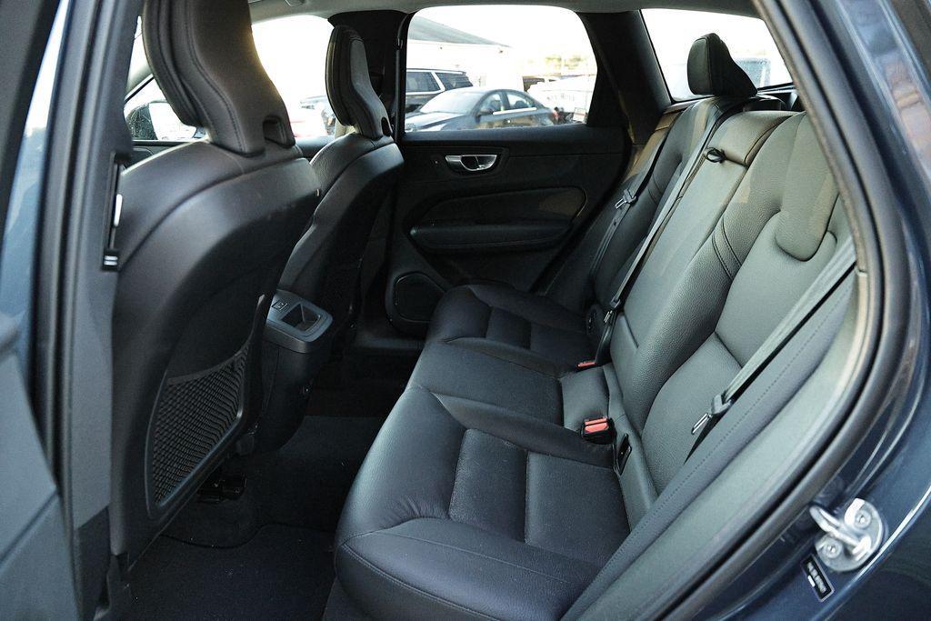 used 2024 Volvo XC60 car, priced at $29,995