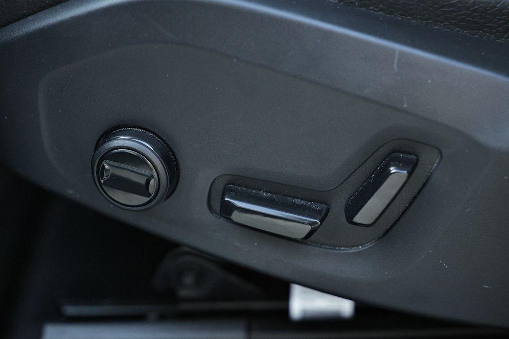 used 2024 Volvo XC60 car, priced at $29,995