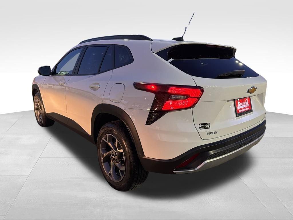 used 2024 Chevrolet Trax car