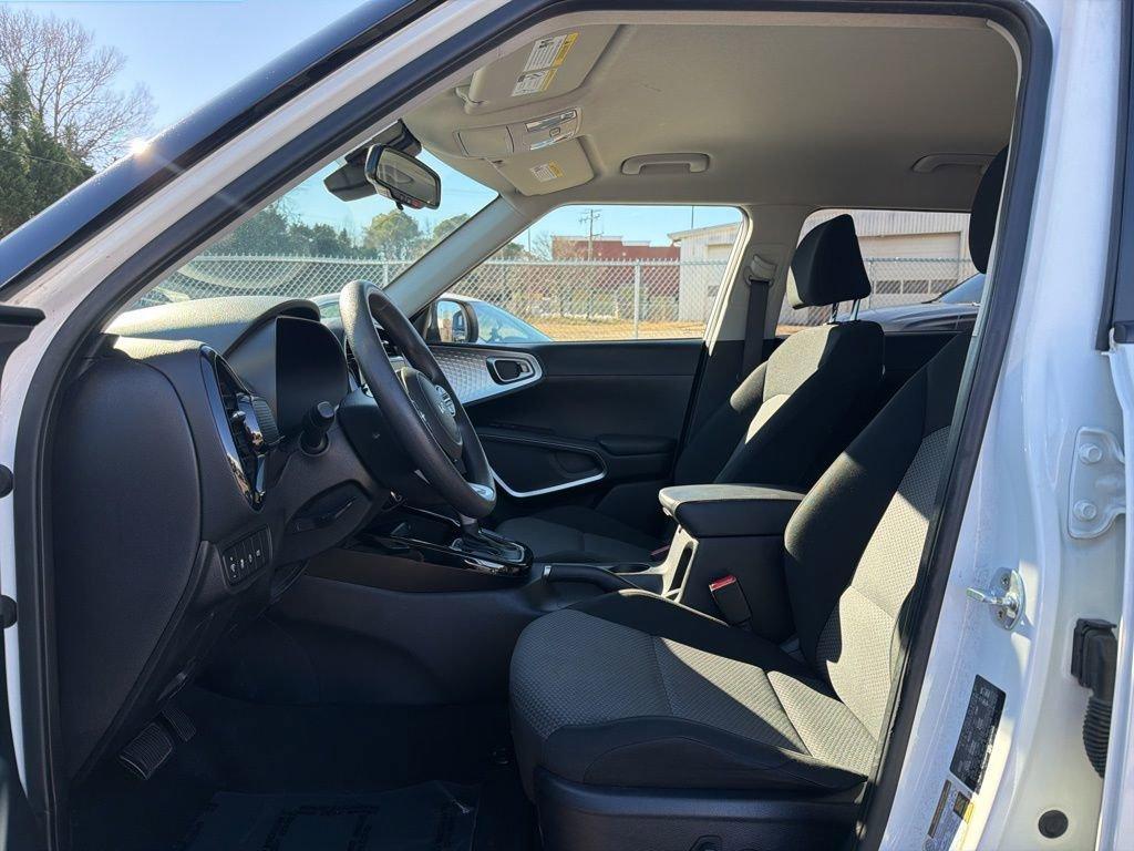 used 2023 Kia Soul car, priced at $15,295