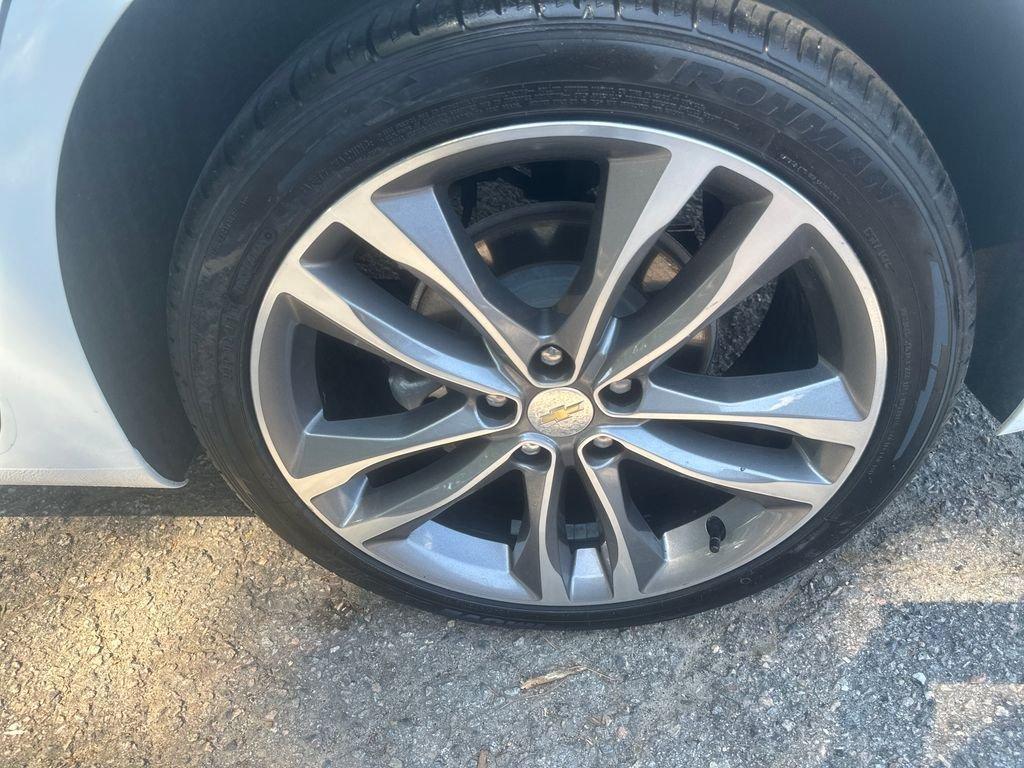 used 2024 Chevrolet Malibu car, priced at $19,727