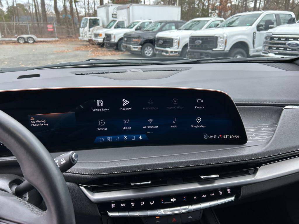 used 2025 Cadillac XT4 car, priced at $30,434