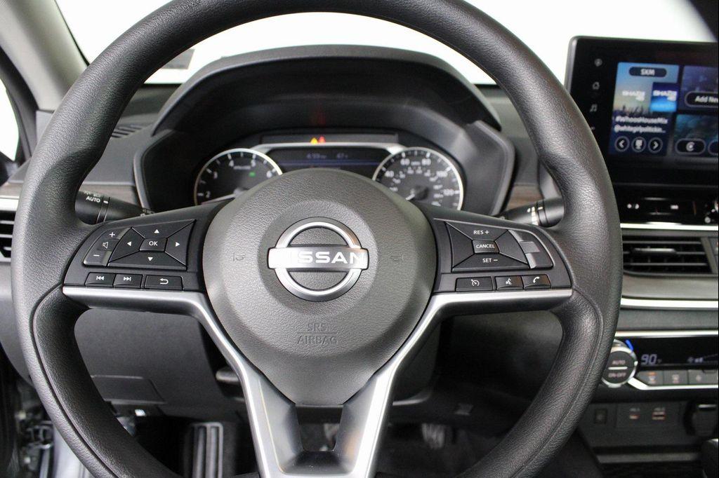 new 2025 Nissan Altima car, priced at $27,887