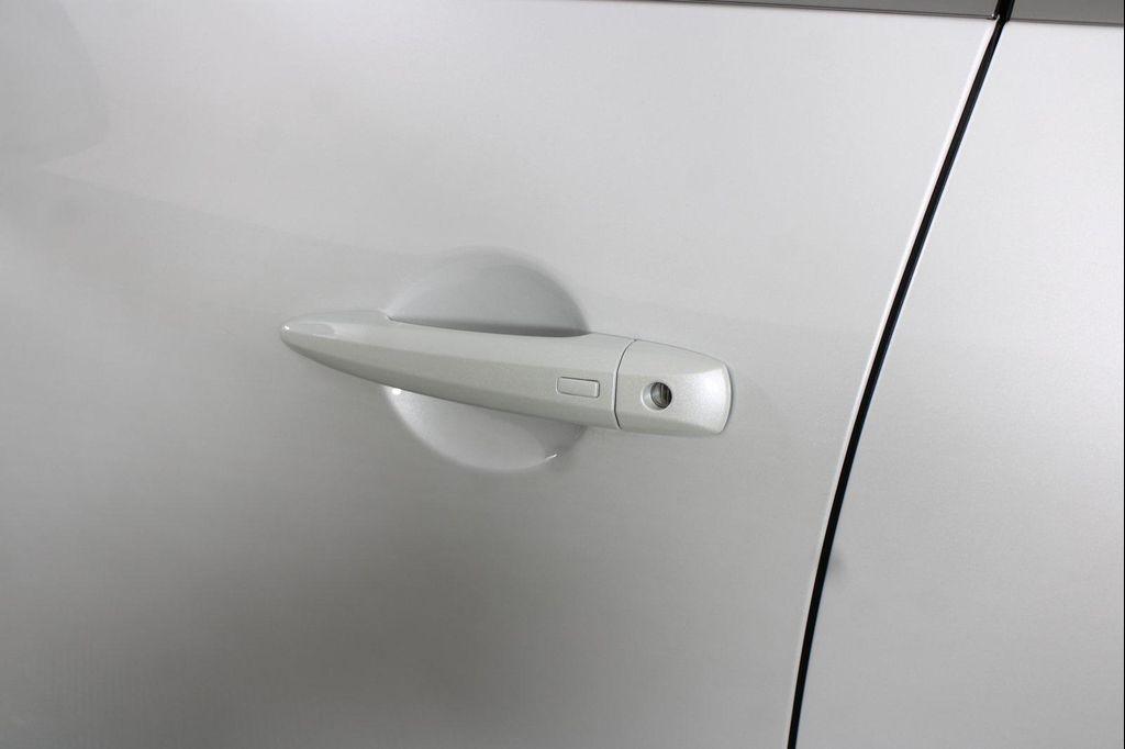 new 2025 Nissan Pathfinder car, priced at $35,307