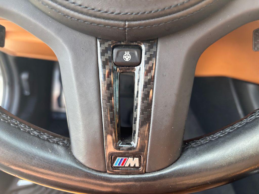 BMW 3 Series view 23