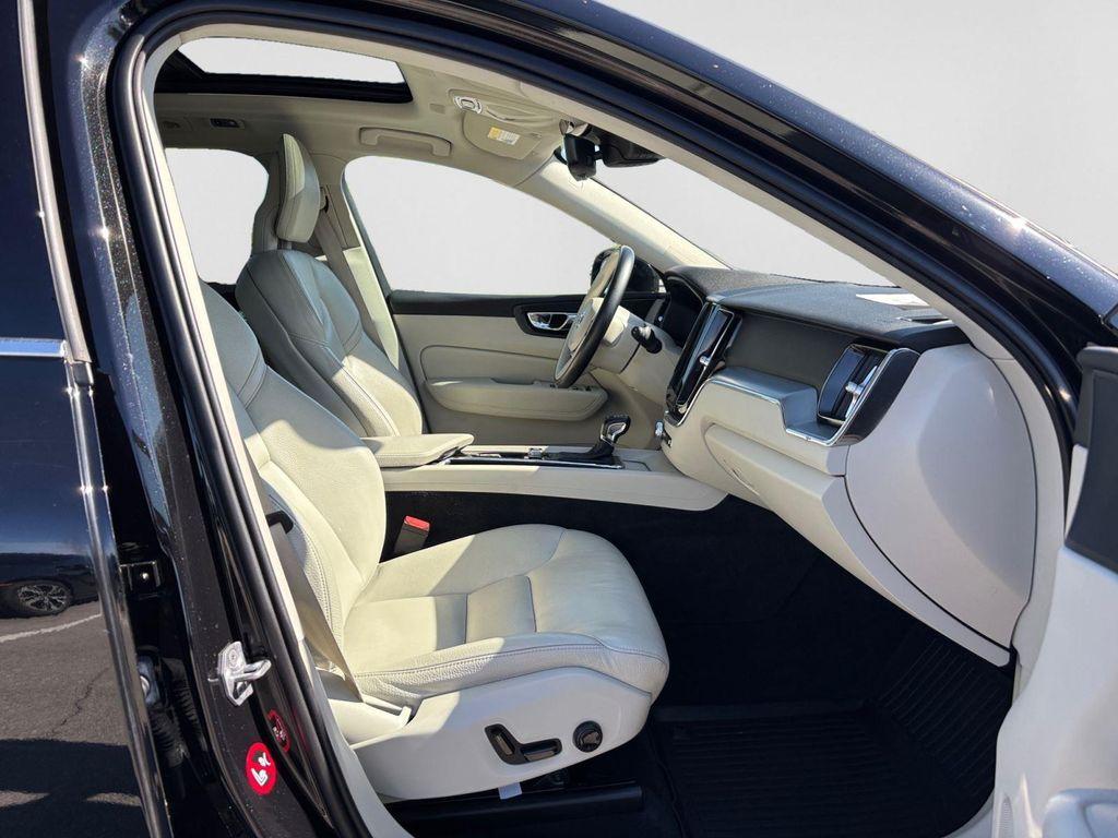 used 2018 Volvo XC60 car, priced at $22,263