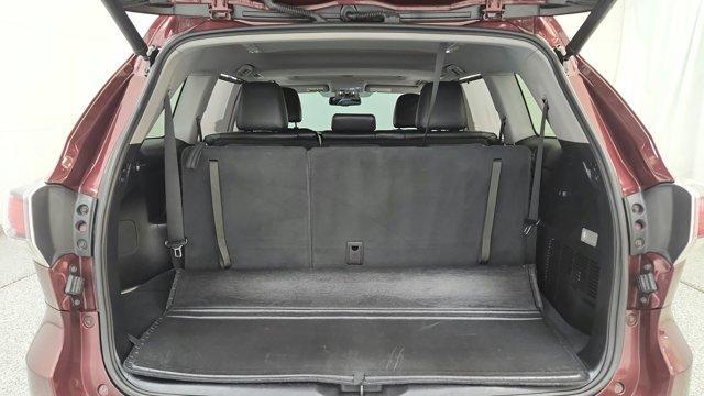 used 2015 Toyota Highlander car, priced at $17,446