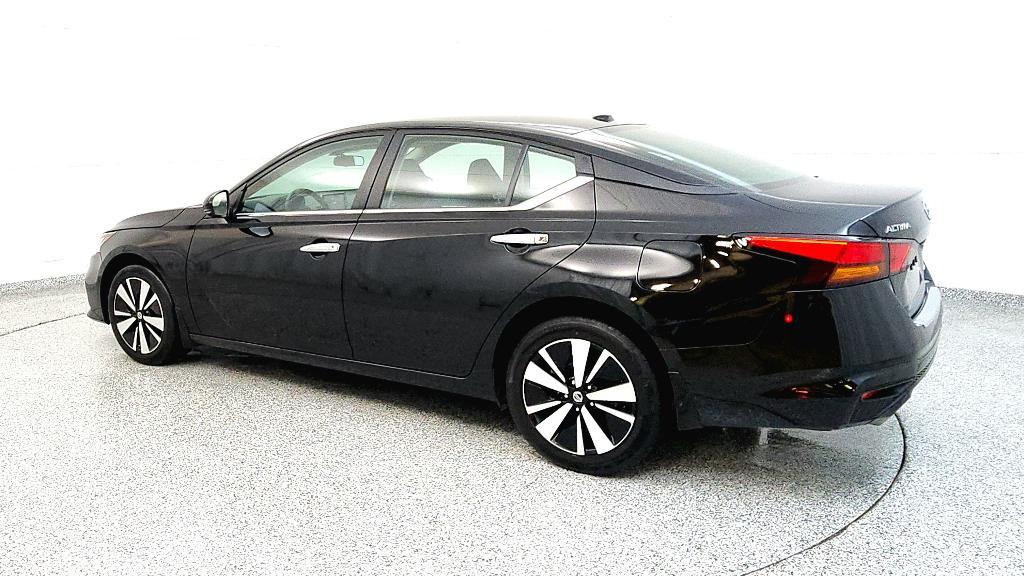 used 2022 Nissan Altima car, priced at $18,301