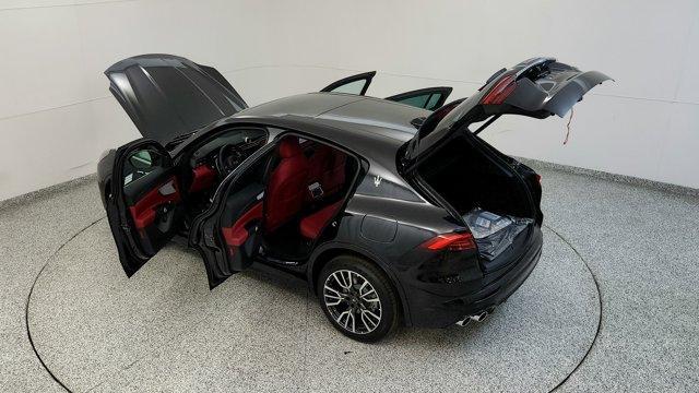 new 2025 Maserati Grecale car, priced at $91,895