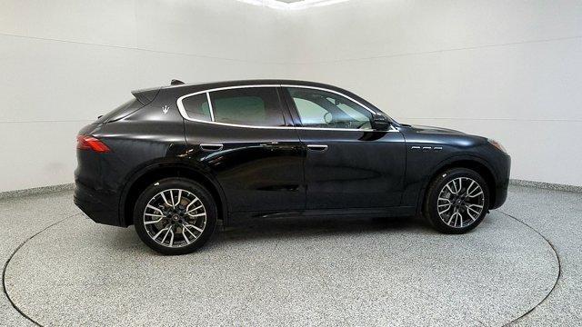 new 2025 Maserati Grecale car, priced at $91,895