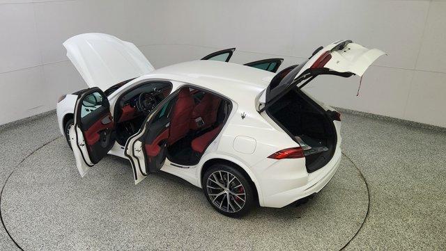 new 2026 Maserati Grecale car, priced at $89,605