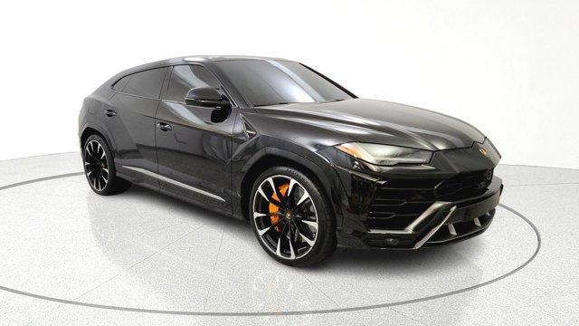 used 2022 Lamborghini Urus car, priced at $185,004