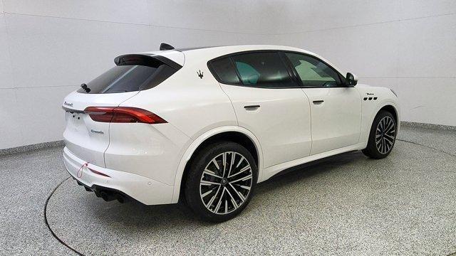 new 2025 Maserati Grecale car, priced at $89,805