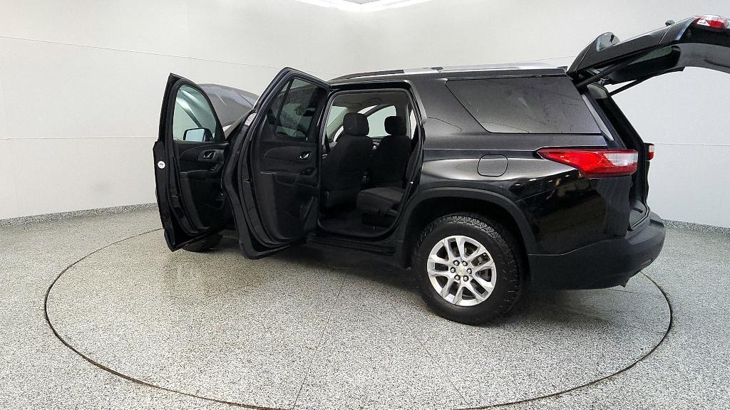 used 2018 Chevrolet Traverse car, priced at $12,900